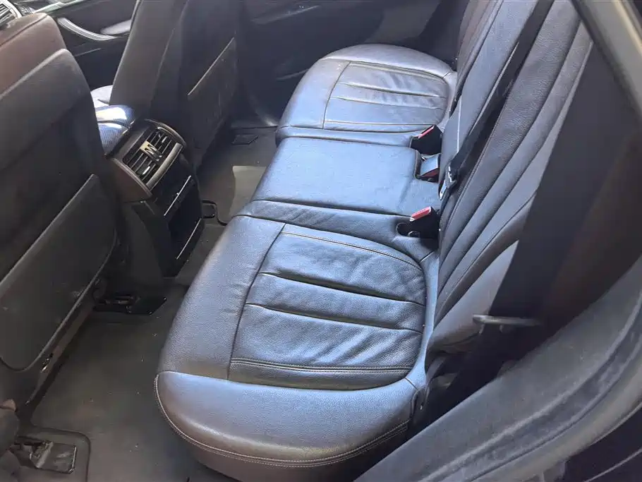 BMW X5 2015 — фото 11