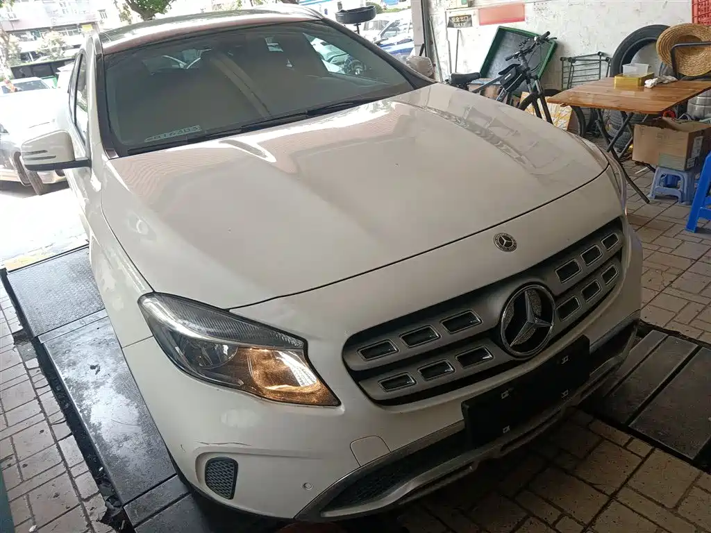 Mercedes-Benz GLA 2018 — фото 22
