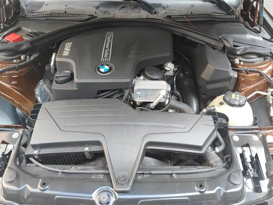 BMW 3 Series 2015 — фото 10