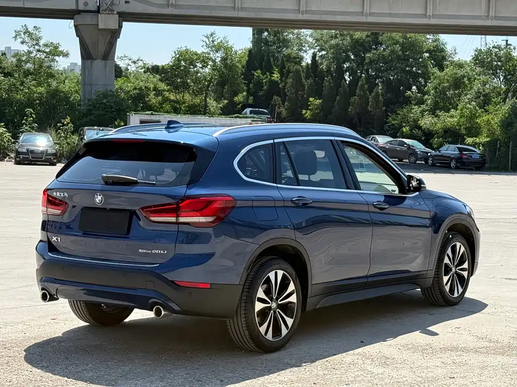BMW X1 2021