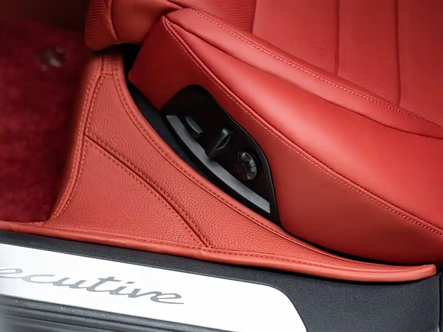 Porsche Panamera 2025 — фото 13