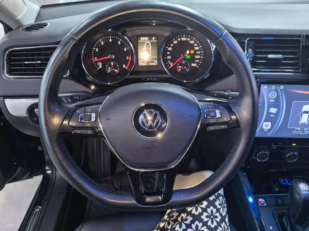 Volkswagen Sagitar 2019 — фото 11