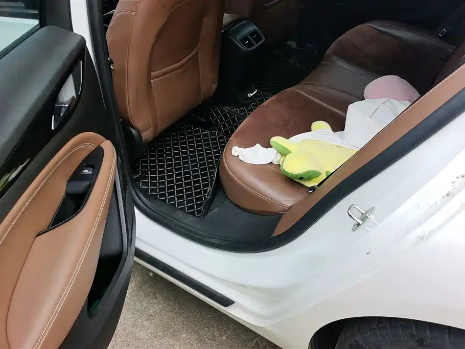 Buick Regal 2018 — фото 11