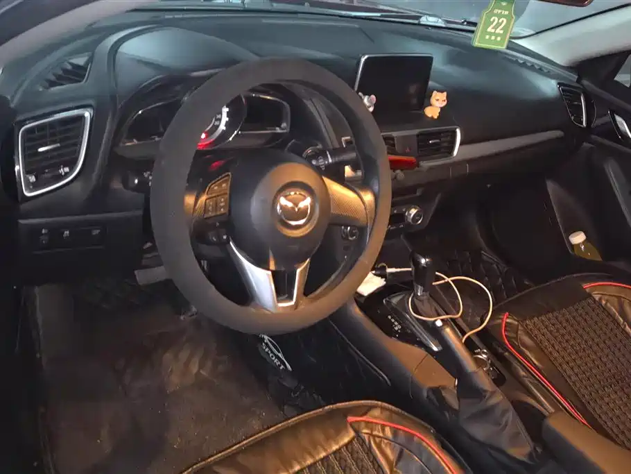 Mazda 3 Axela 2015 — фото 12