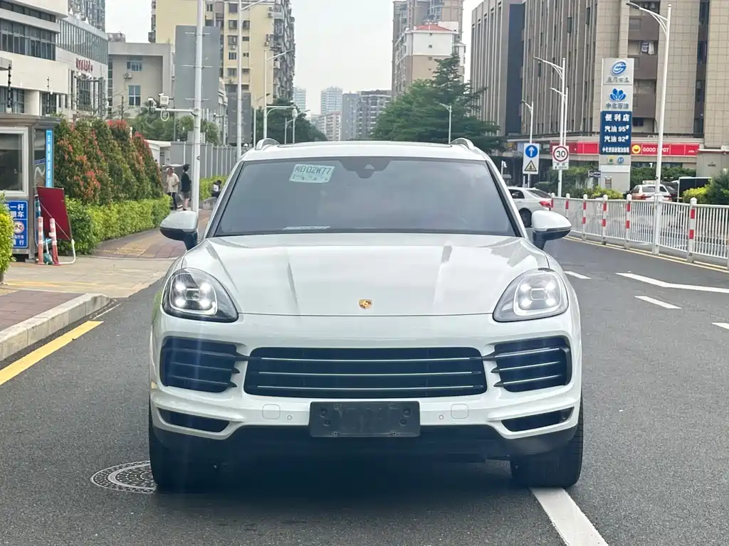 Porsche Cayenne 2019 — фото 2