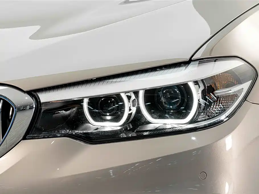 BMW 5 Series 2019