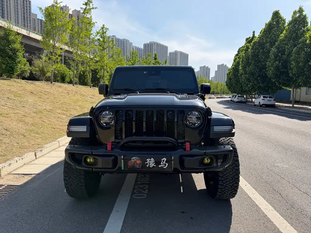 Jeep Wrangler PHEV 2022 — фото 2