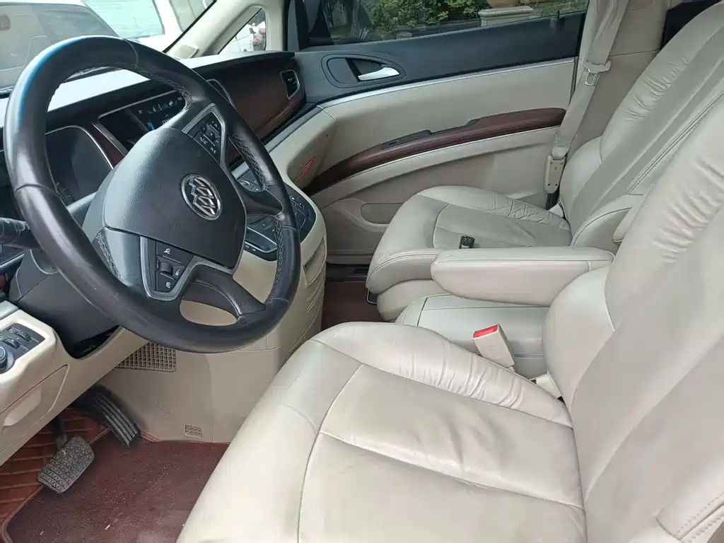 Buick GL8 2019