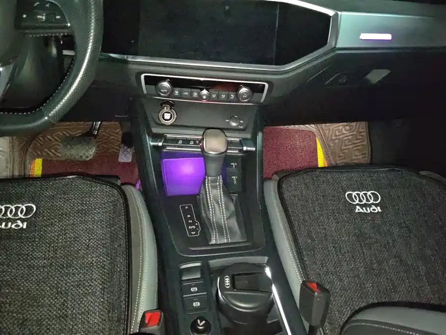 Audi Q3 2021 — фото 16