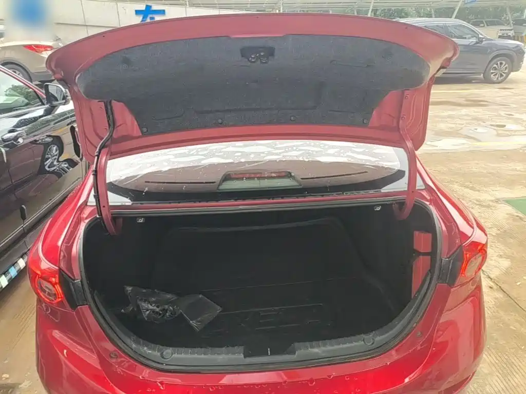 Mazda 3 Angkesela 2017 — фото 19