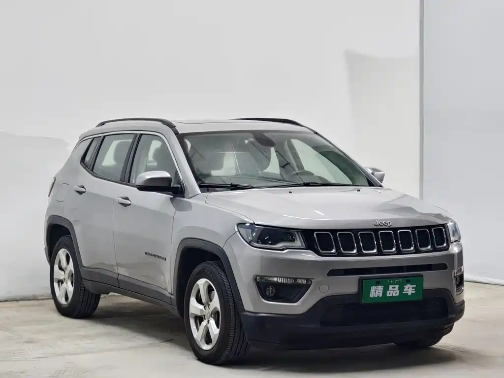 Jeep Compass 2018 — фото 3