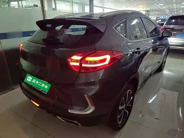 Geely Emgrand GS 2019