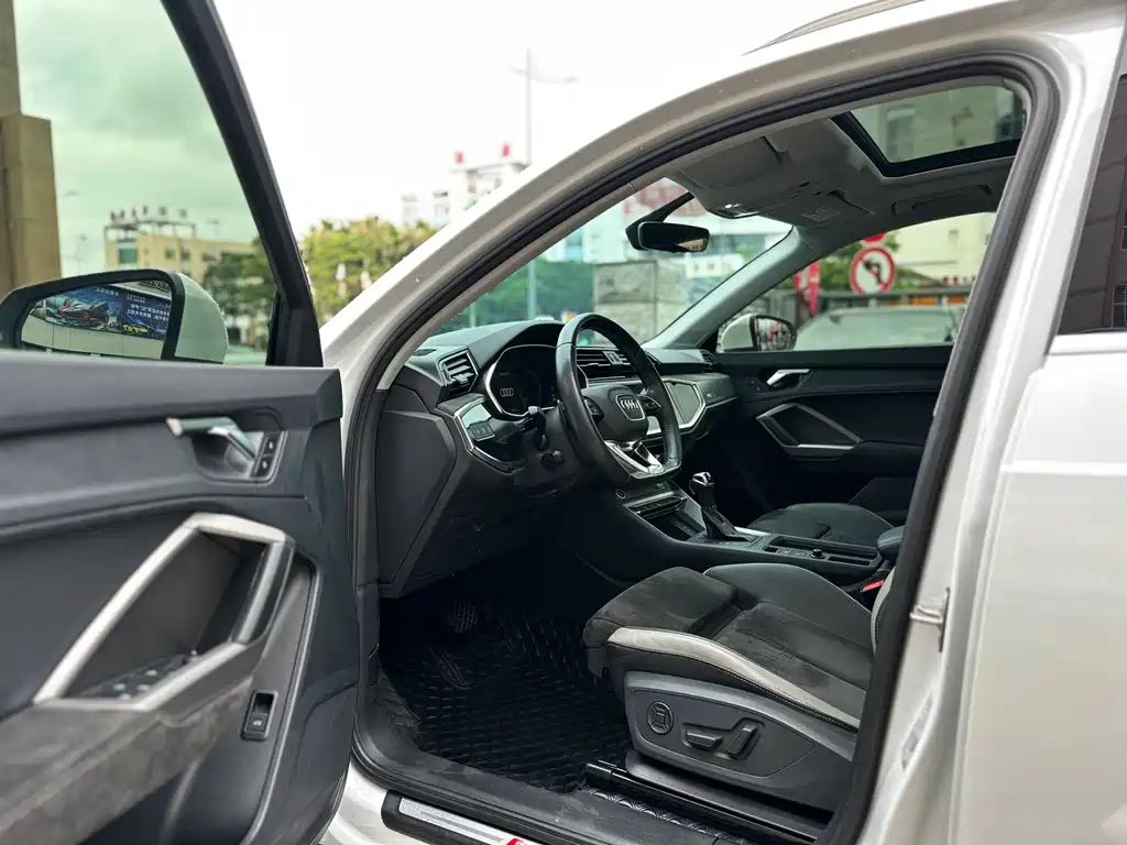 Audi Q3 2022