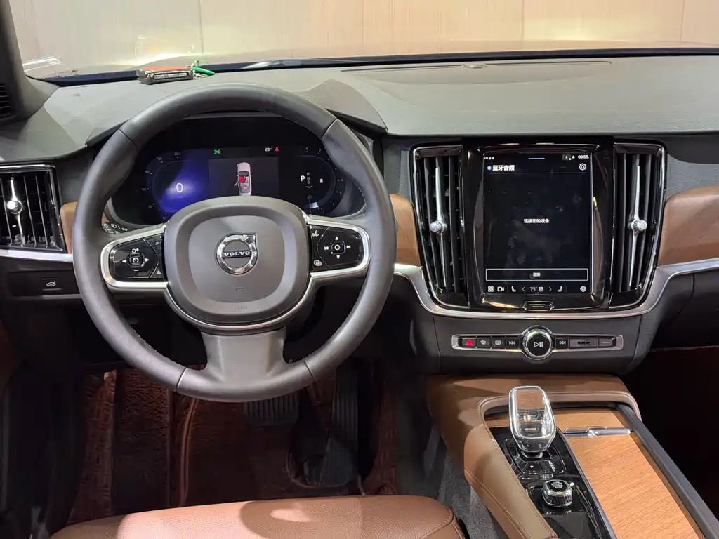 Volvo S90 2023 — фото 13