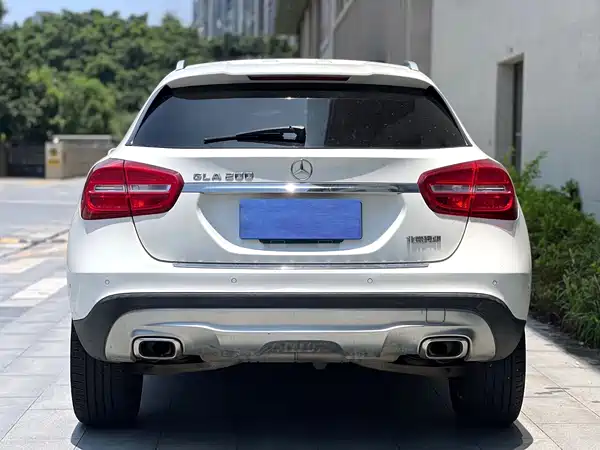 Mercedes-Benz GLA 2015