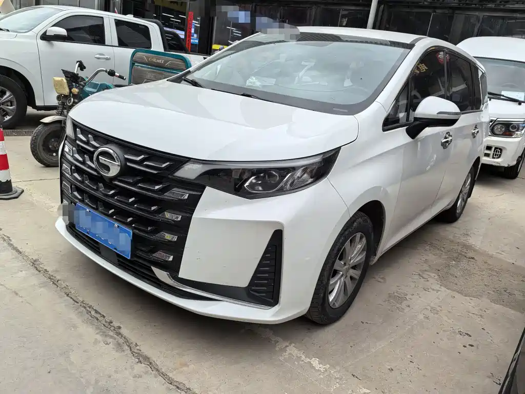 GAC Motor Trumpchi M6 2023 — фото 1