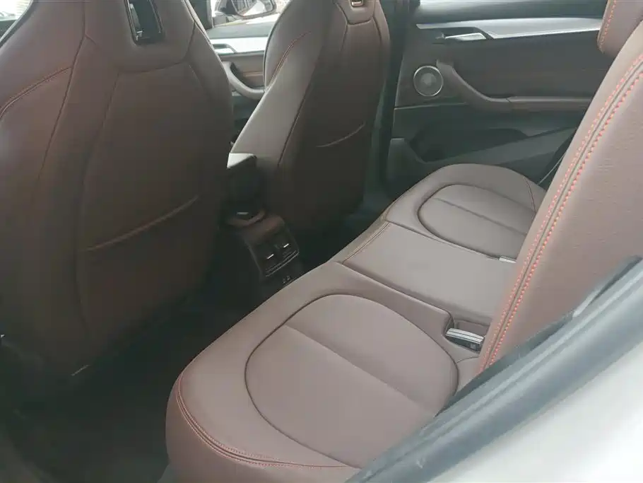 BMW X2 2022 — фото 11