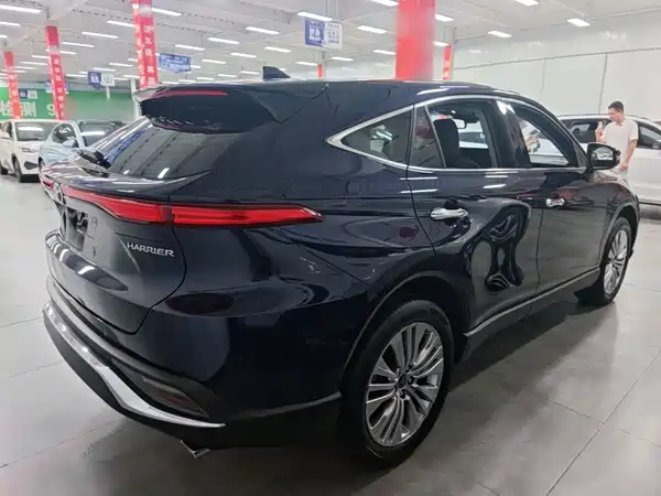 Toyota Harrier 2022