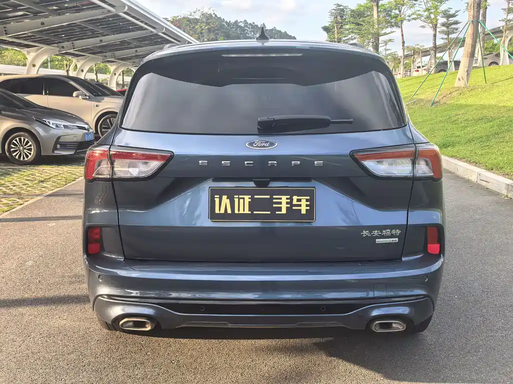 Ford Escape 2020 — фото 13