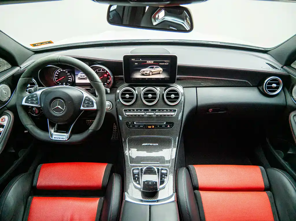 Mercedes-Benz C-Class AMG 2015 — фото 18