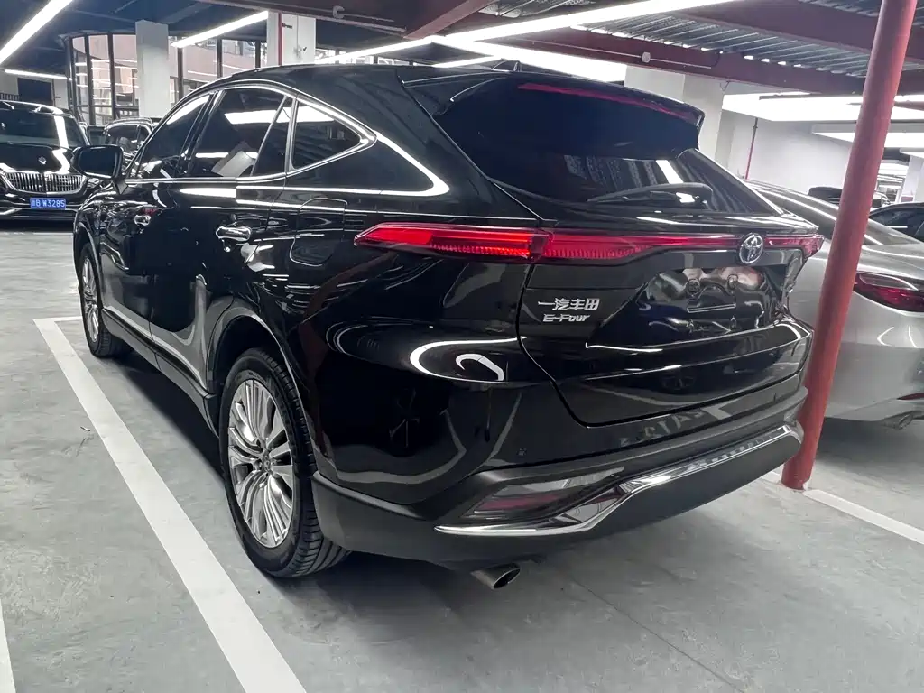 Toyota Harrier 2022 — фото 13
