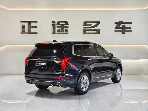 Cadillac XT6 2021