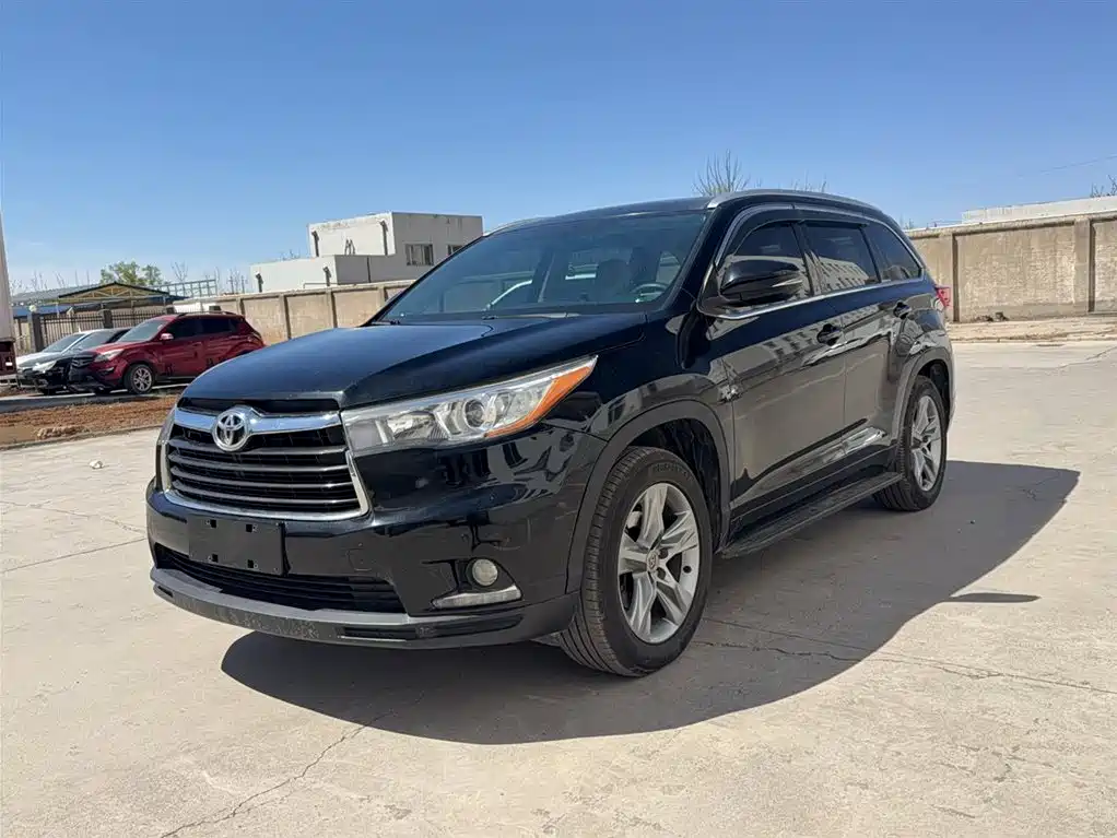 Toyota Highlander 2017 — фото 2