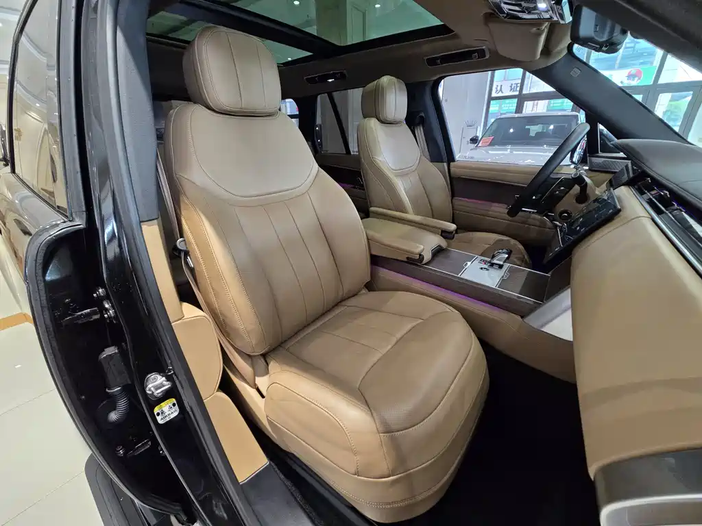 Land Rover Range Rover 2024 — фото 15