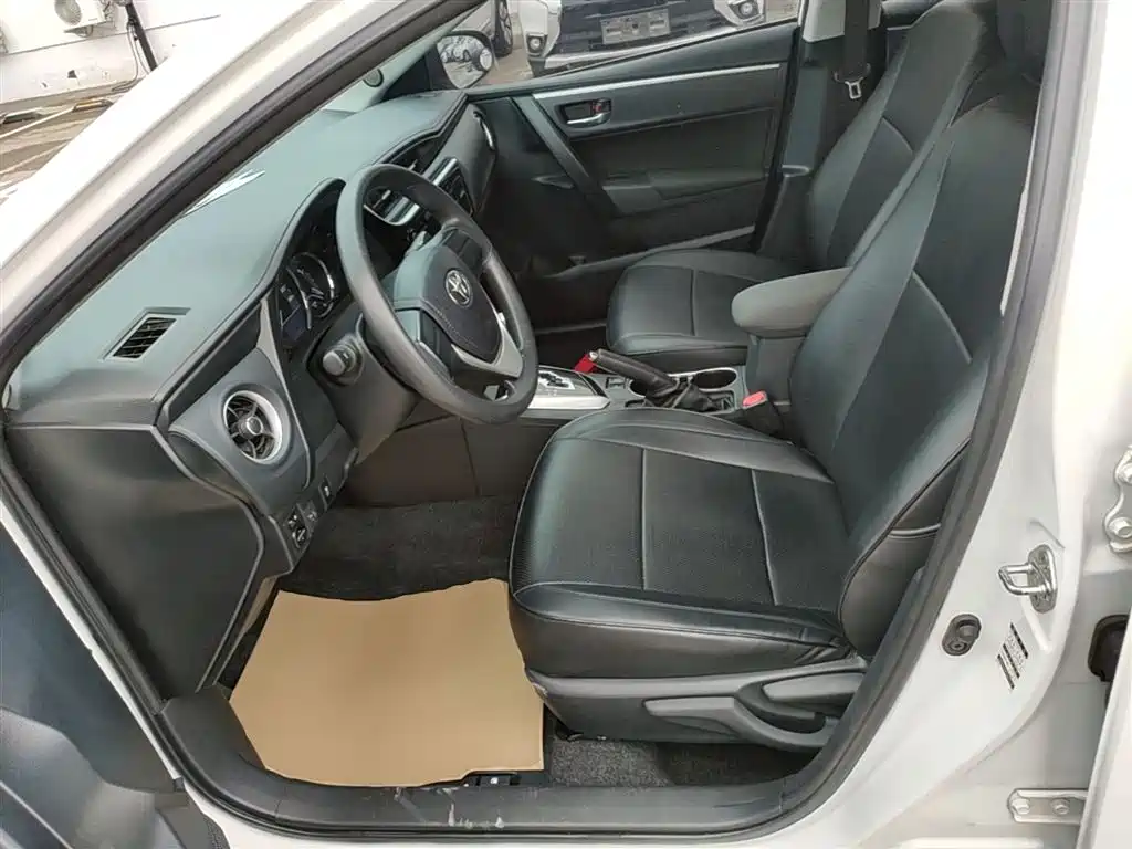 Toyota Corolla 2019 — фото 15