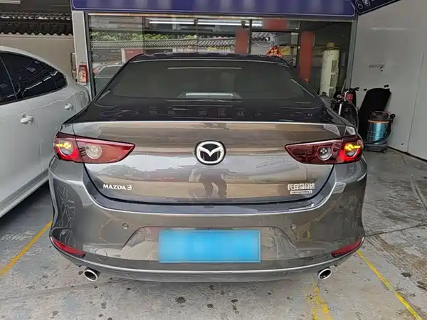 Mazda 3 Axela 2023