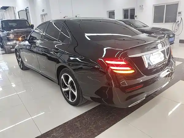 Mercedes-Benz E-Class 2017