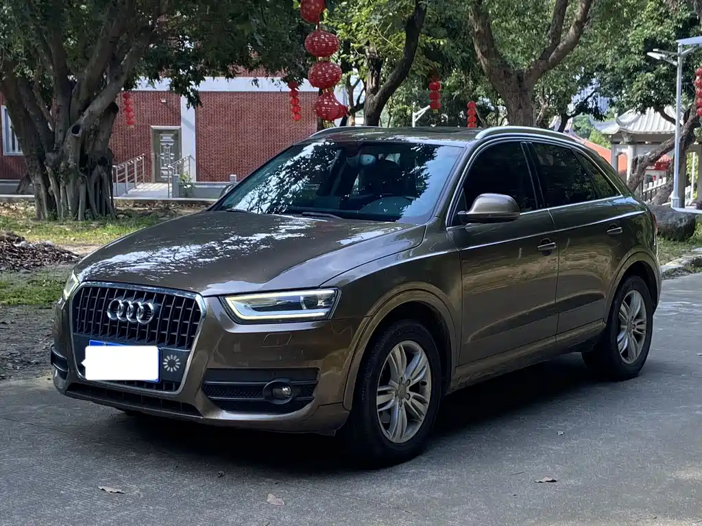Audi Q3 2014