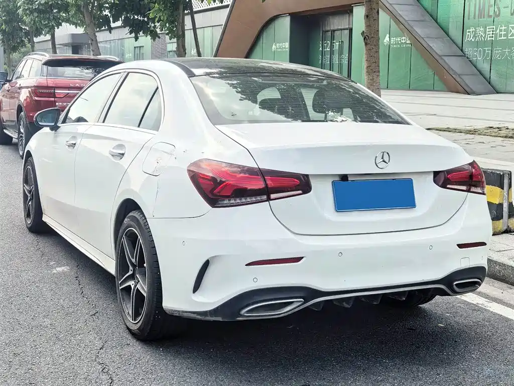 Mercedes-Benz A-Class 2019 — фото 8