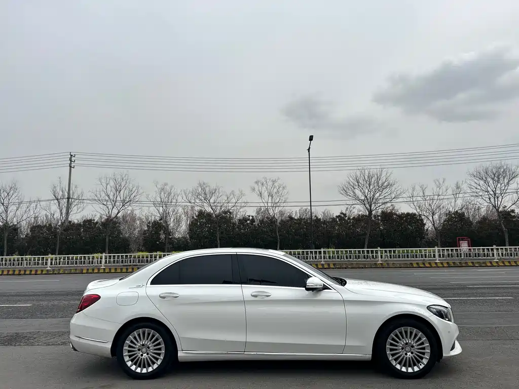 Mercedes-Benz C-Class 2016 — фото 6