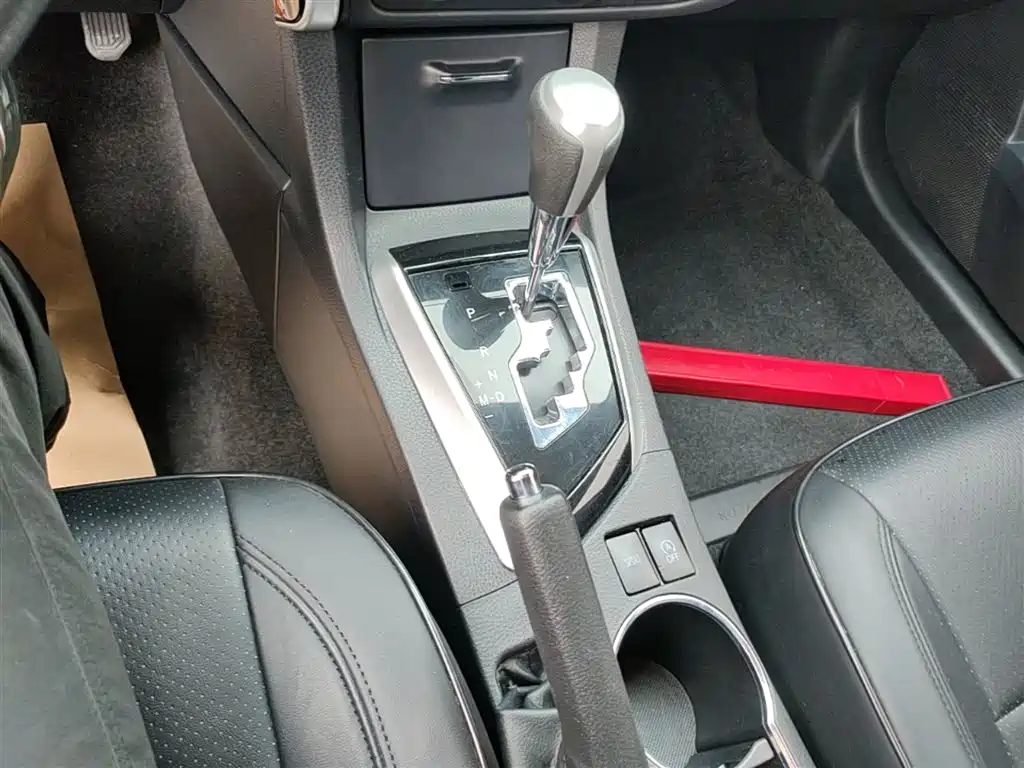 Toyota Corolla 2019 — фото 14