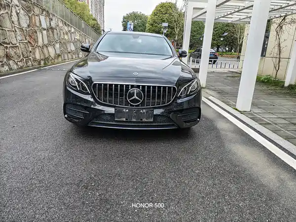 Mercedes-Benz E-Class 2018