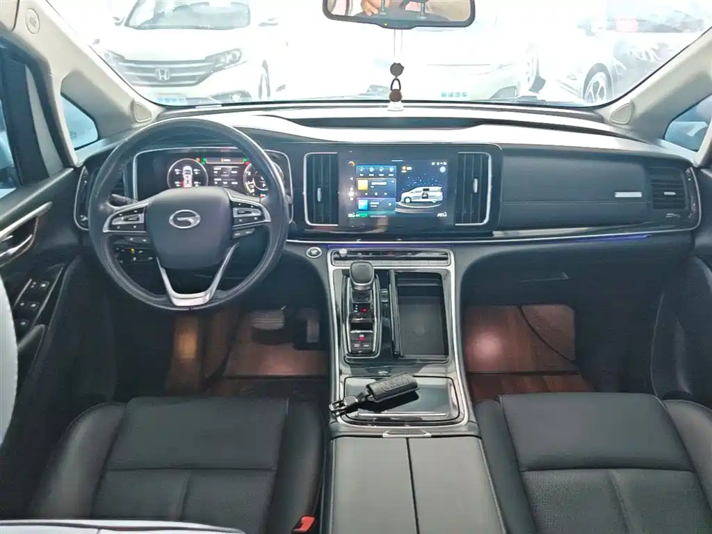 GAC Motor Trumpchi M8 2021 — фото 10