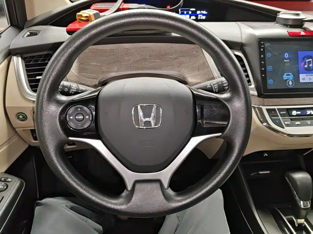 Honda Jade 2018 — фото 11
