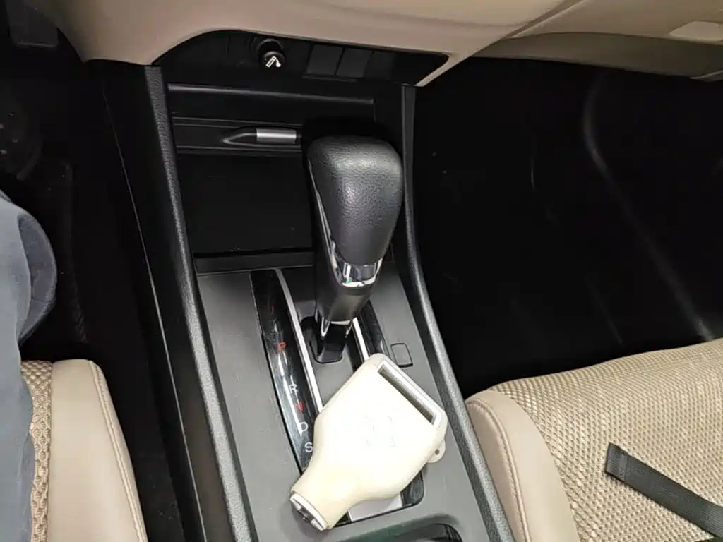 Honda Jade 2018 — фото 14