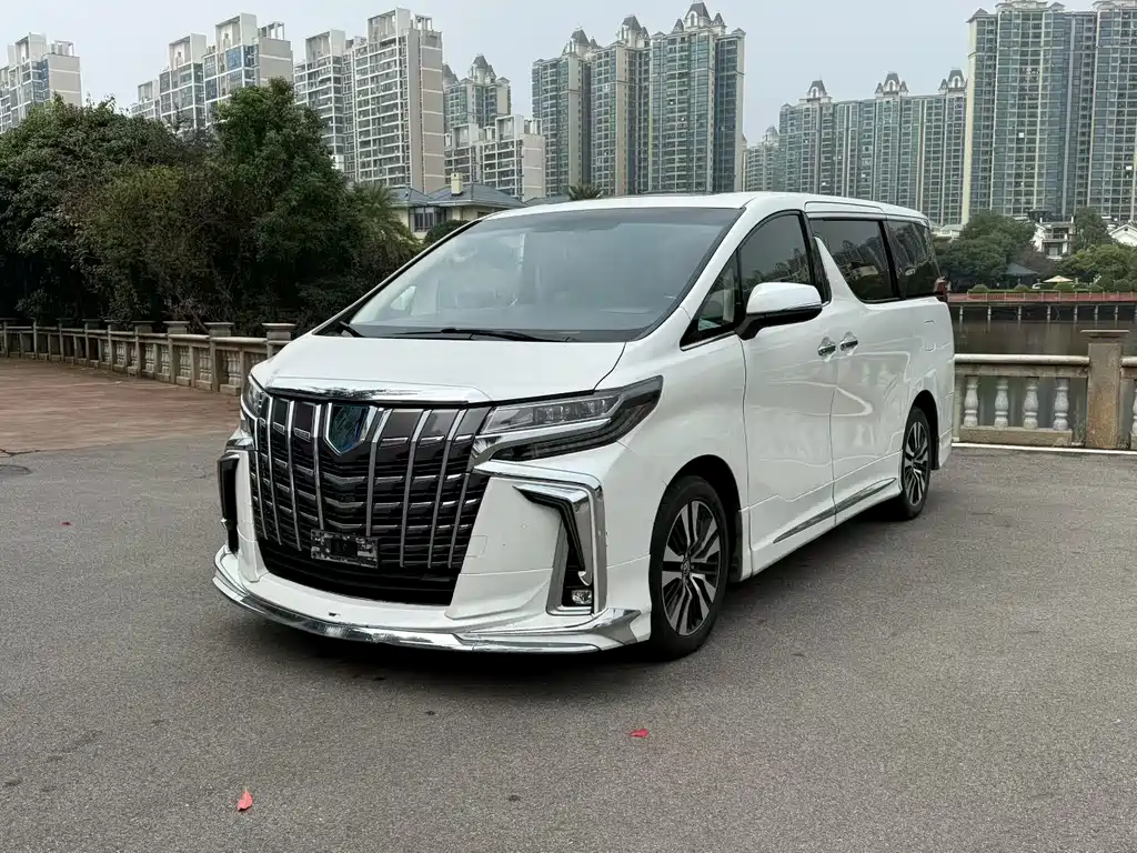 Toyota Alphard 2019 — фото 3