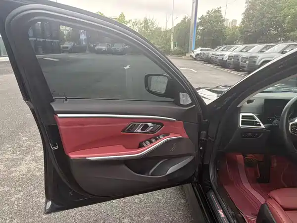 BMW i3 2023