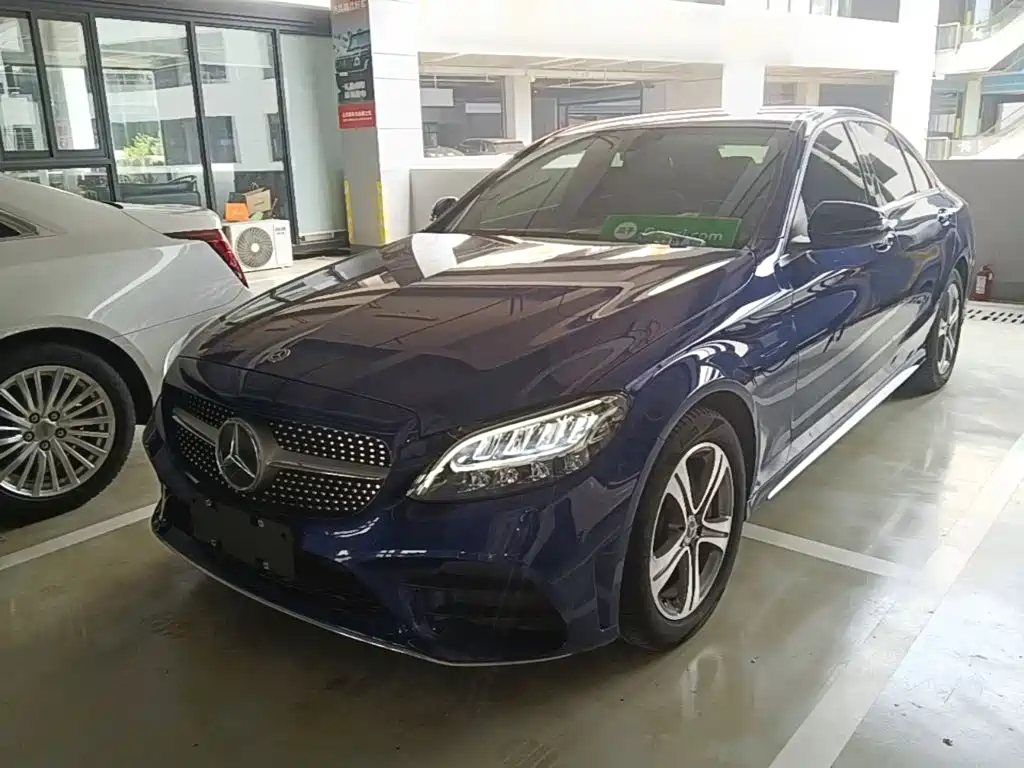 Mercedes-Benz C-Class 2021