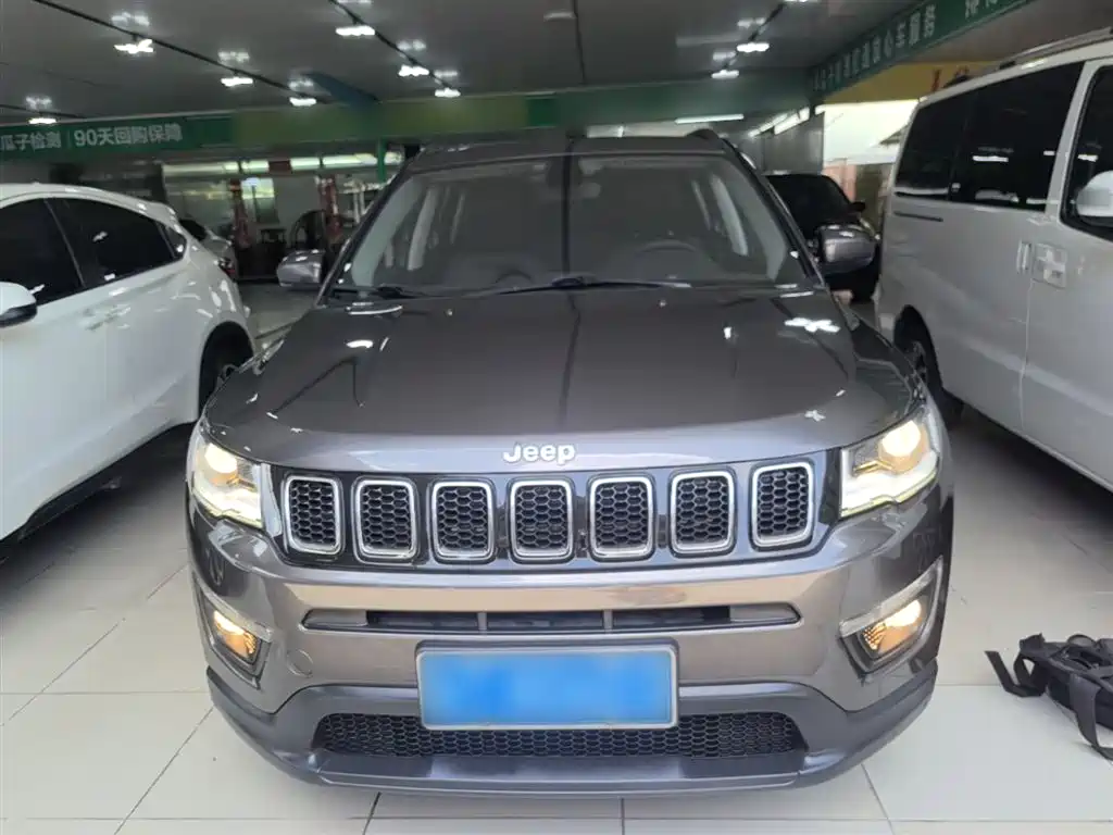 Jeep Compass 2019 — фото 3