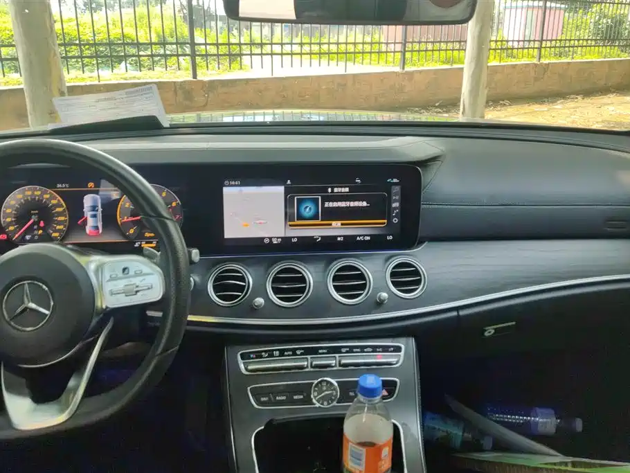 Mercedes-Benz E-Class 2019 — фото 13