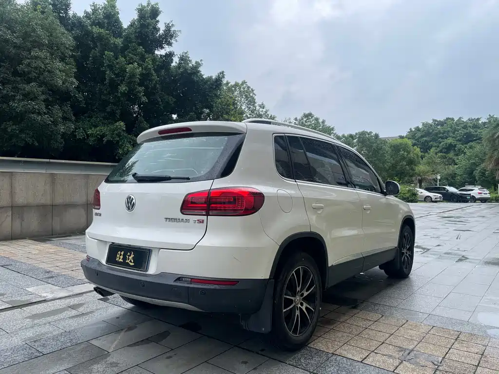 Volkswagen Tiguan 2015 — фото 7