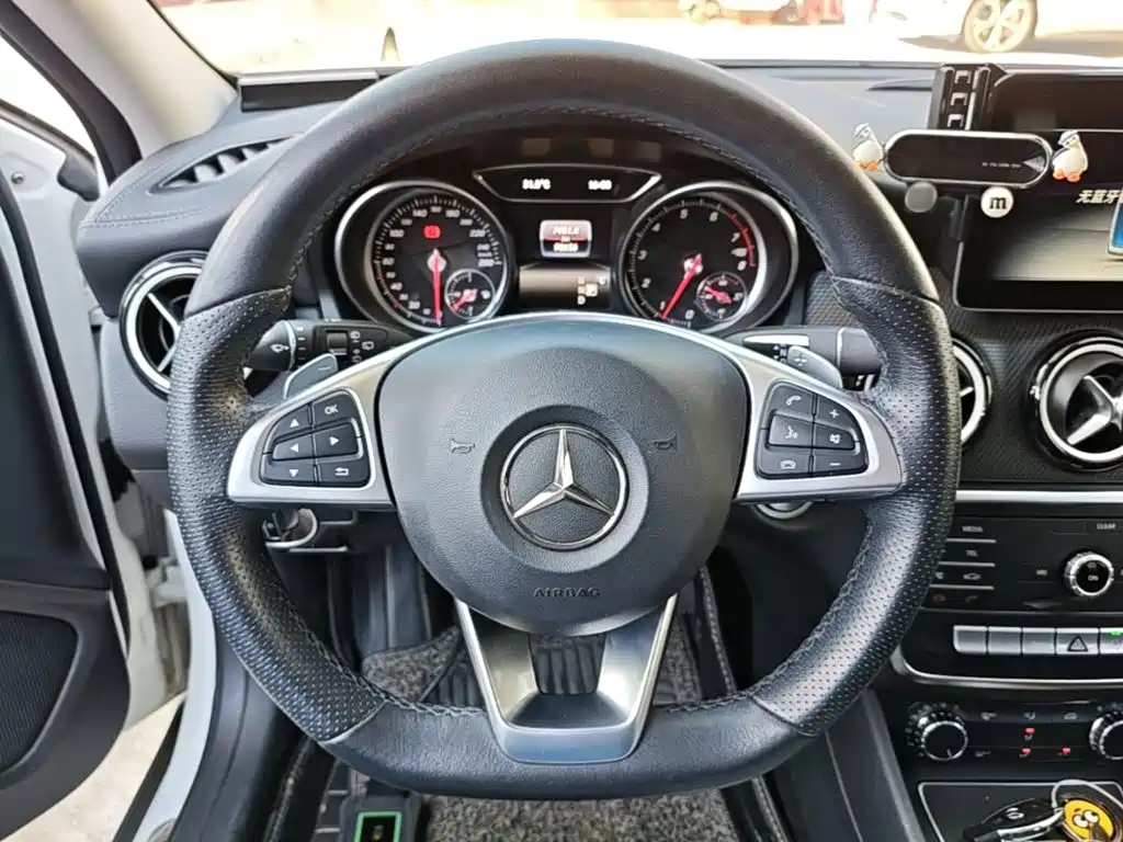 Mercedes-Benz GLA 2019 — фото 11