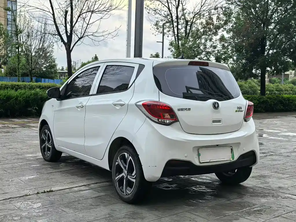 Changan Benben E-Star 2021 — фото 7