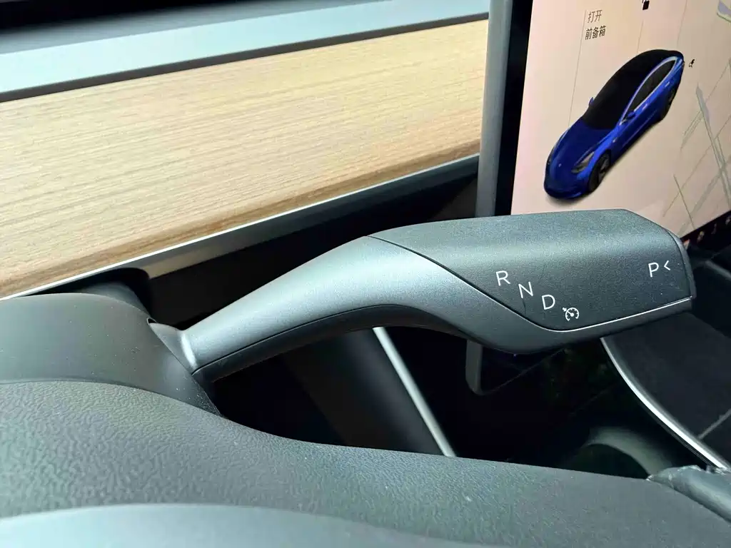 Tesla Model 3 2019 — фото 17