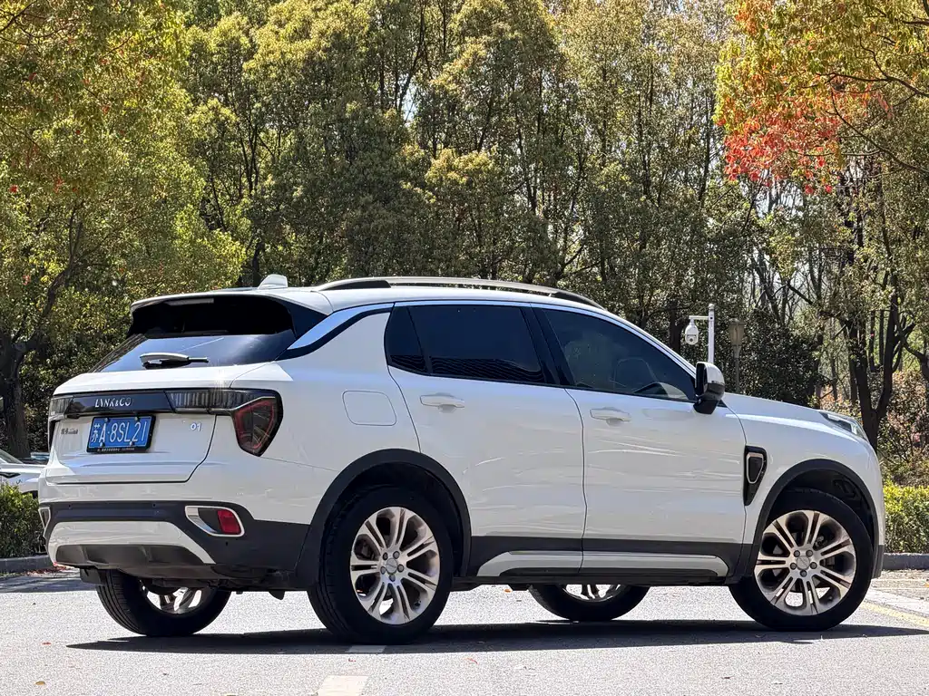 Lynk & Co 01 2018