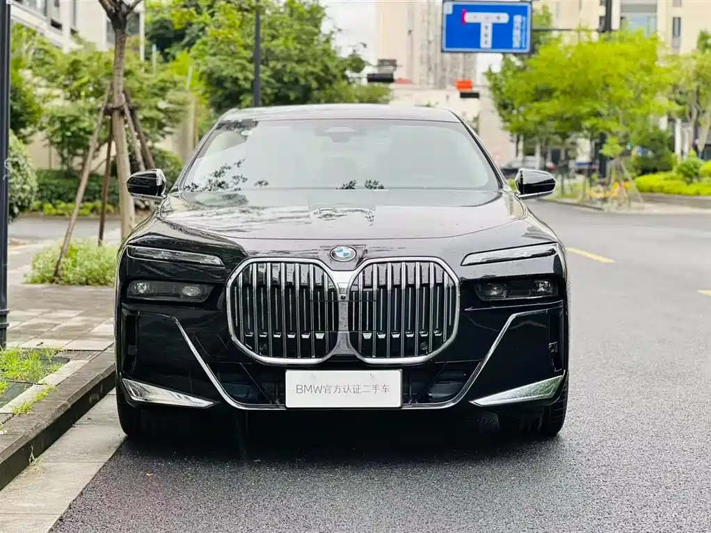 BMW 7 Series 2025